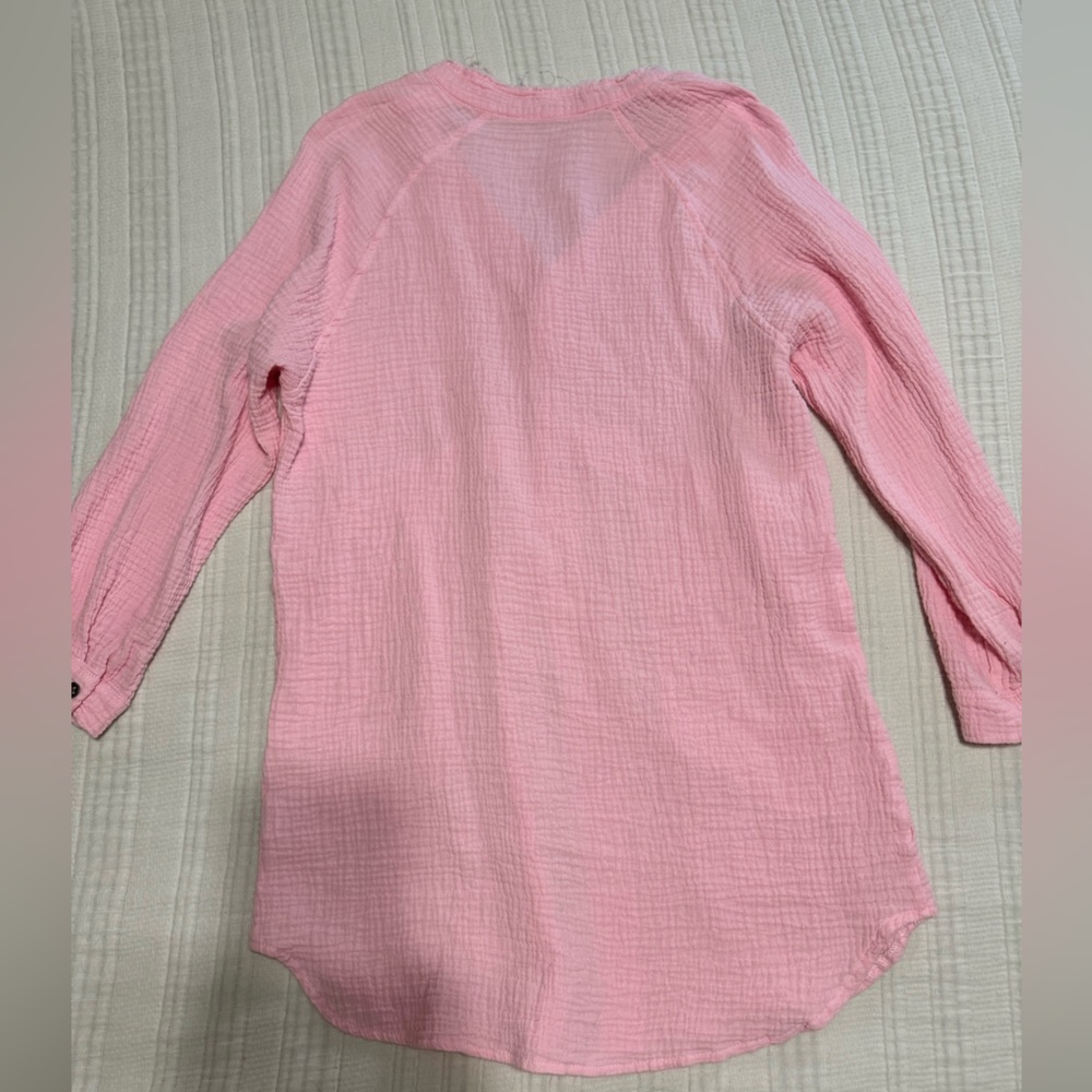 Women’s button up - Picture 2 of 3